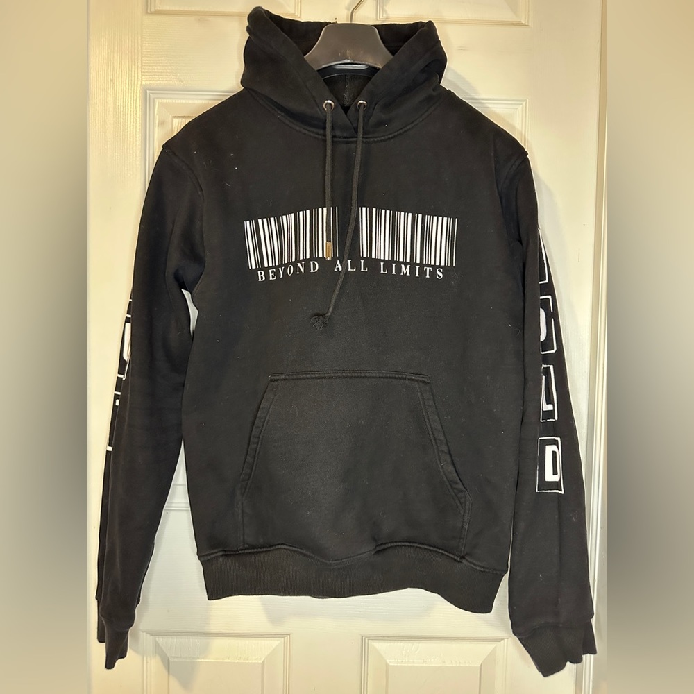SoldOut NYC  Clothing Beyond All Limits Hoodie Black Sweater Limited Size Large